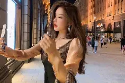 百万网红黄一鸣被永久封禁：一场遛狗风波引发的人设崩塌